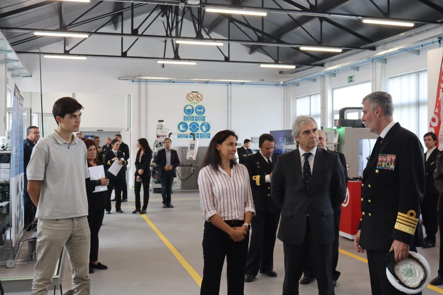 Networking and discussions at the inauguration